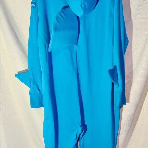 Men’s Halloween Shark Costume by Tipsy Elves - Picture 5 of 12